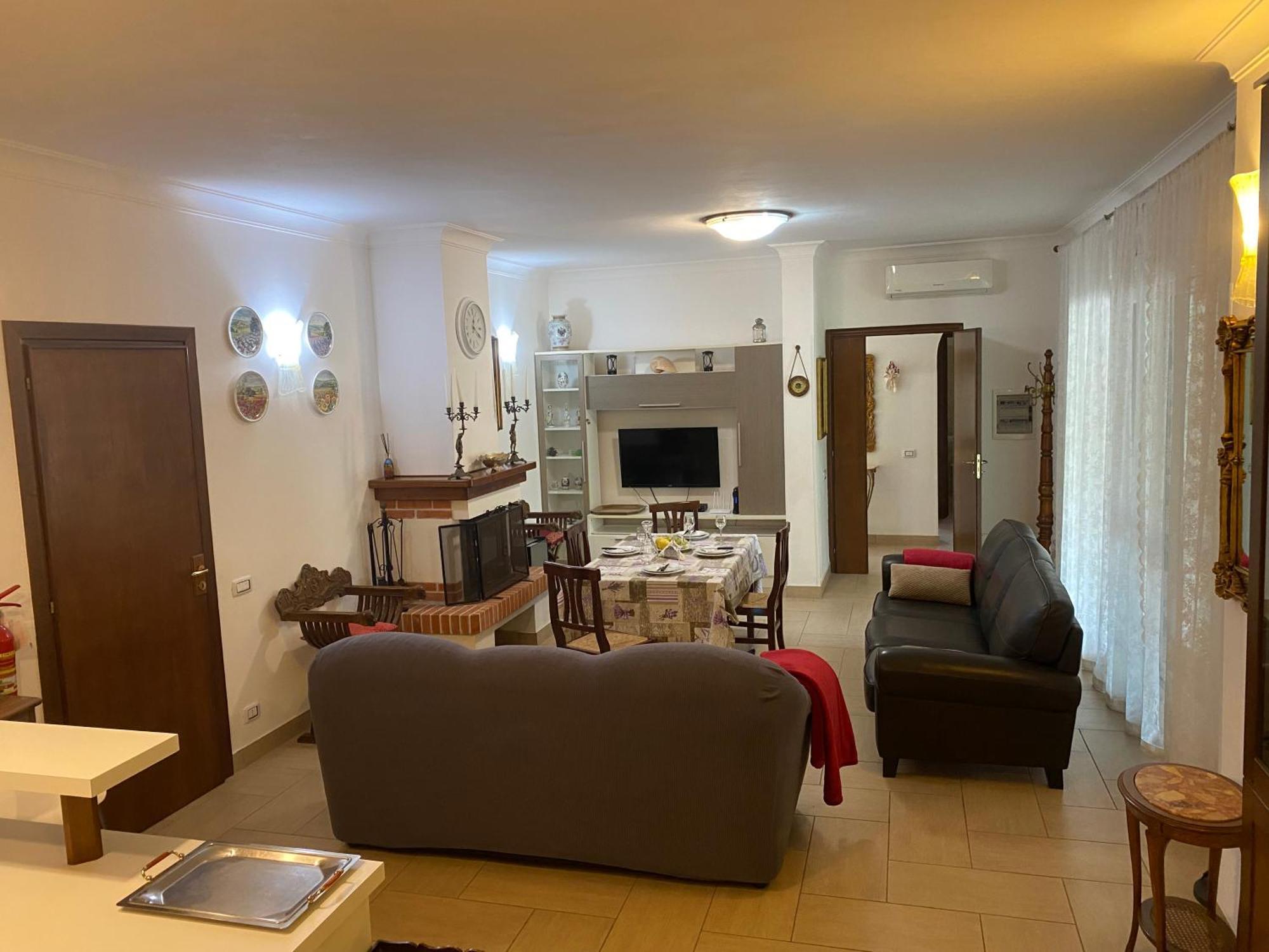 Villa Comfortable&spacious - Baia Domizia