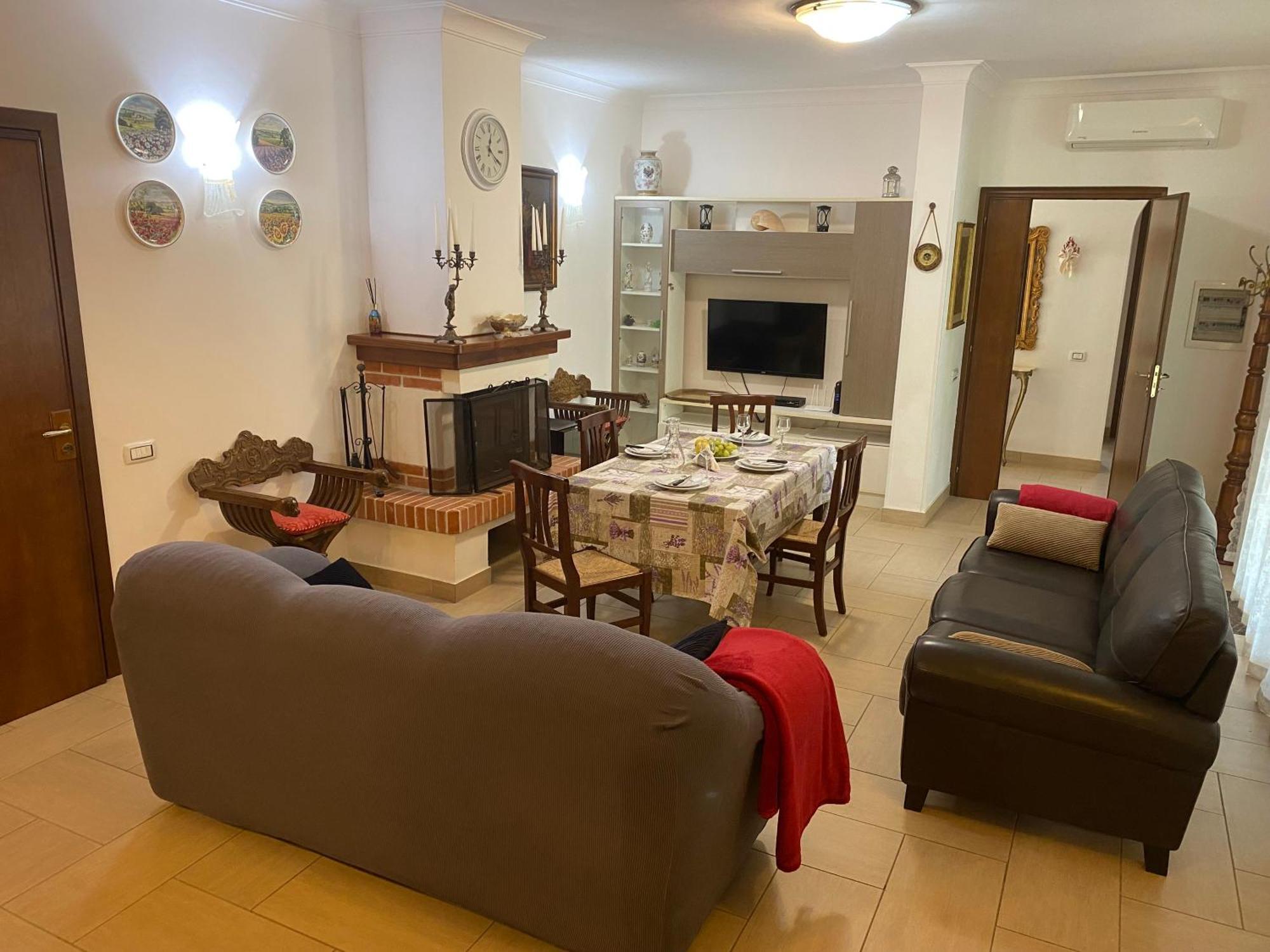 Comfortable&spacious - Villa Baia Domizia